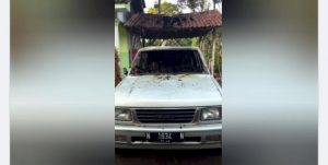 Diduga Karena Konflik Pilkades di Probolinggo, Mobil Milik Tim Pendukung Terbakar