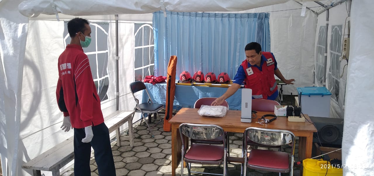 Posko siaga lebaran PMI Jember