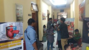 Diduga Terlantarkan Anak Usai Menikah Lagi, Seorang Ibu Dilaporkan ke Polres Situbondo