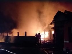 Gudang Penyimpanan Solar di Bondowoso Terbakar, 2 Truk Ludes