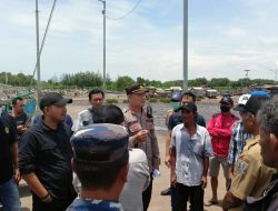 Nelayan Jember Protes Pembangunan Dermaga, Ini Alasannya