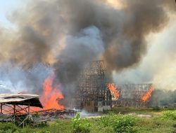 Tiga Gudang Tembakau PTPN X Ludes Terbakar.