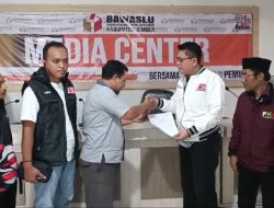 PKN Lapor Bawaslu Jember, APK Caleg Dirusak