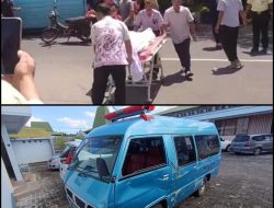 Mobil Ambulans Pengangkut Jenazah Terguling, Usai Tabrak Median Jalan