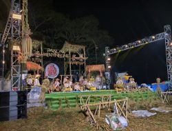 Pagelaran ‘Paglak Menyingsing Senja Berkisah’ Cara Seniman Muda Lestarikan Angklung Banyuwangi