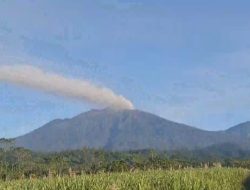 Warga Kampung Seling dan Telocor Lokasi Terdekat dari Bibir Kawah Belum Rasakan Dampak Erupsi Gunung Raung