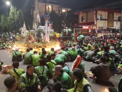 Solidaritas Affan Kurniawan, Ojol Ddk Jember Demo Mapolres, Desak Dan satu Brimob dan Kapolri Dicopot