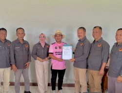 Puluhan Pendukung Bupati Jember Ramai-Ramai Ambil Formulir Pendaftaran Ketua KONI