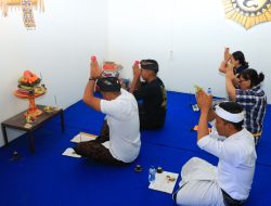 Warga Binaan Hindu Lapas Banyuwangi Peringati Hari Raya Kuningan