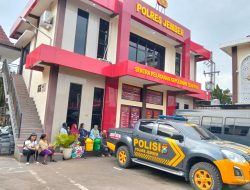 Bakar Rumah dan Sering Bikin Onar, Pria di Jember Dijemput Polisi