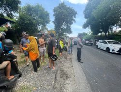 Tabrakan Beruntun Libatkan Mobil Jenazah di Rogojampi, Satu Pengendara Tewas