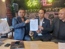 24 Tahun Tak dianggap, Anak Biologis Artis Denada menggugat