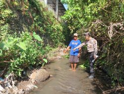 Geger, Pria Lansia Ditemukan Meninggal di Sungai Singojuruh