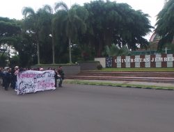 Ada Eror di System UKT Camaba, Rektorat Didemo Aliansi Mahasiswa Unej