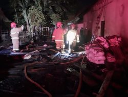 Diduga Akibat Puntung Rokok, Rumah di Wongsorejo Ludes Terbakar