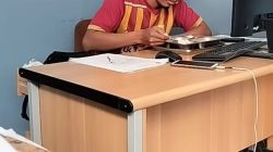 Ahli Gizi SPPG Grenden 02 Live TikTok Bersarung Saat Kerja, Kepala SPPG Akui Tak Punya Seragam
