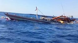 KM Genius Tenggelam di Perairan Utara Bali usai Mati Mesin, 6 ABK Dievakuasi Tim SAR