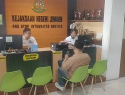 Konfirmasi dan Somasi Tidak Ditanggapi, Warga Rowo Indah Adukan Kades ke Kejaksaan
