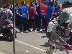 Peserta Terserempet truck, Gerak Jalan HUT RI di Genteng Banyuwangi nyaris ricuh