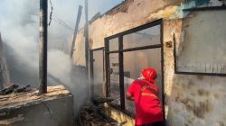 Rumah di Kembiritan Banyuwangi Diamuk Si Jago Merah Siang Bolong